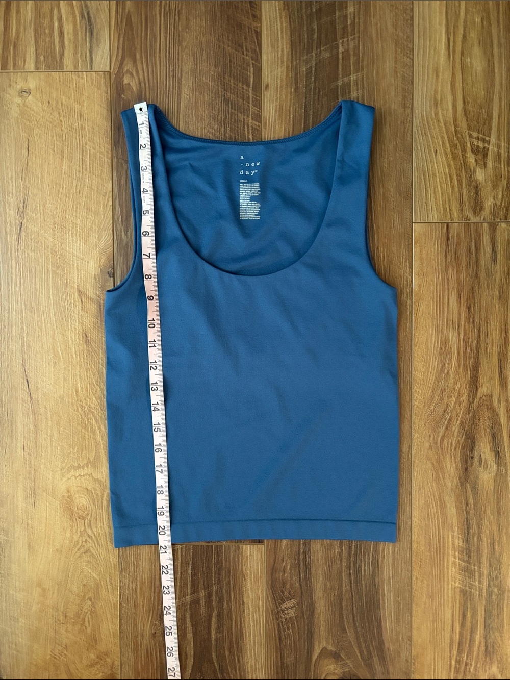 Bundle of A New Day Sleeveless Scoop Neck Tank Tops - Picture 4 of 10